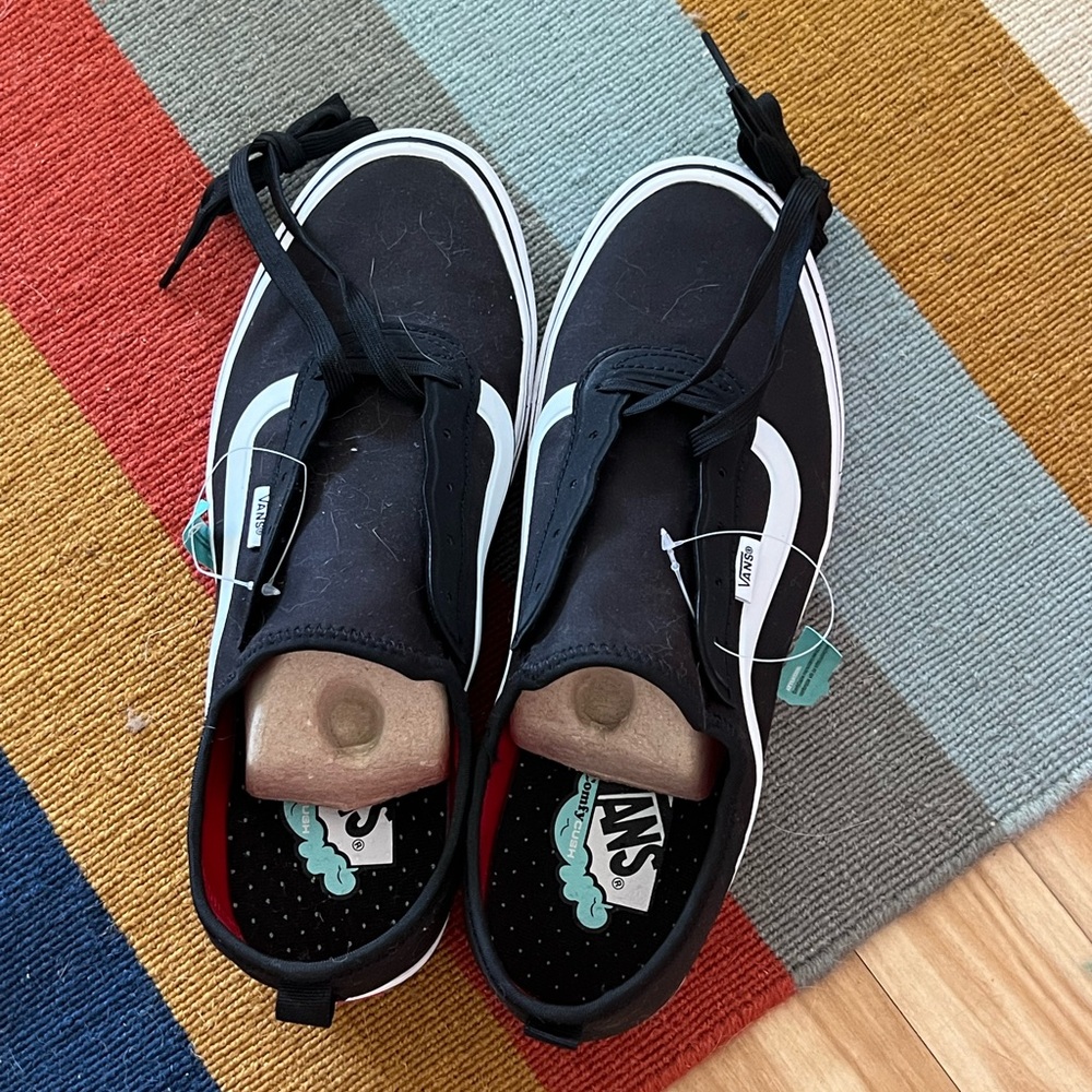 Brand new vans comfy Cush sneakers